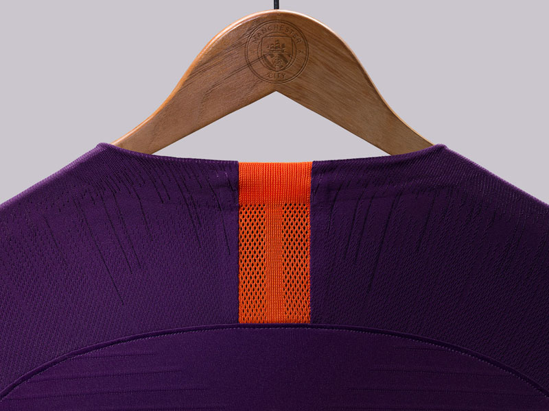 マンチェスター・シティ、CLで着用する2018-19新サードユニフォームを発表！｜写真5