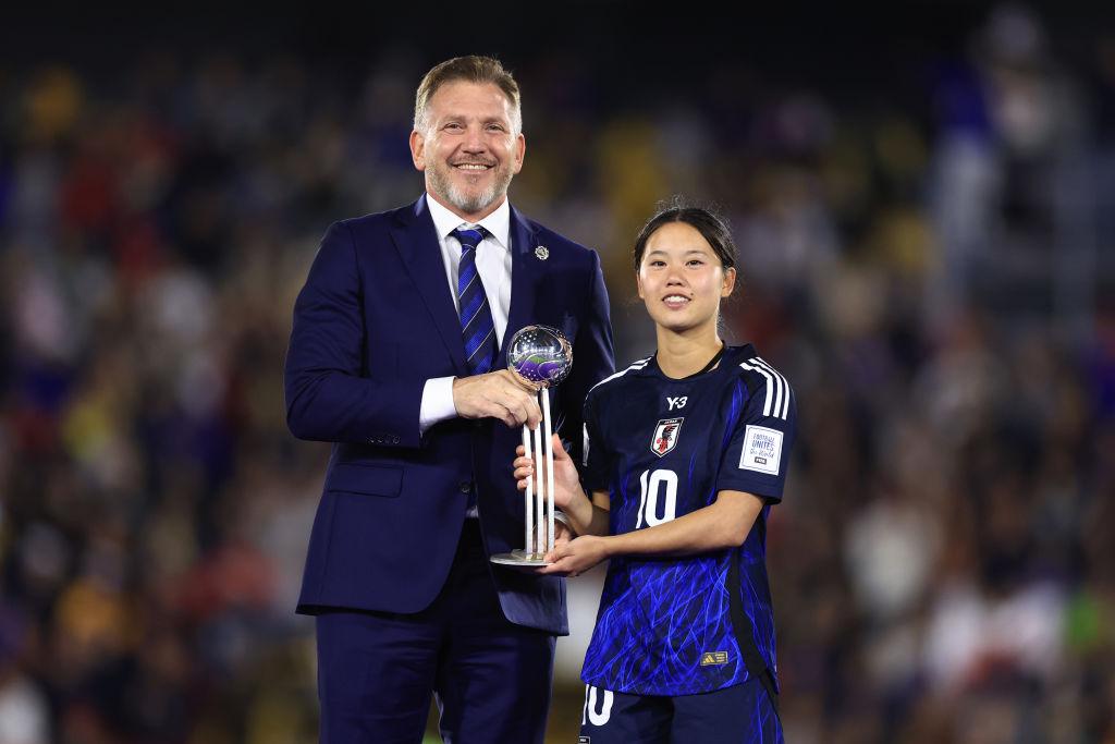 17歳眞城美春、19歳谷川萌々子、20歳松窪真心、FIFAが2024年に活躍したアジアのスター6人に選出！｜写真2