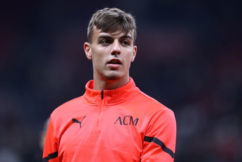 英雄の息子も…鎌田加入ならポジションを争うかもしれないミランの選手たち｜写真5