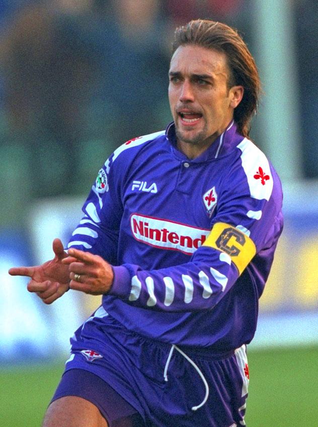 ゲームの“胸ロゴ”とサッカーユニフォーム！熱き「伝説の最強コンビ」6選｜写真7