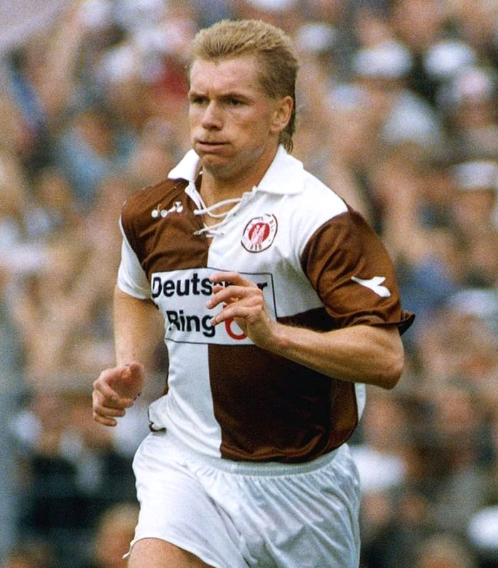 “復活”に期待！名門DIADORA、90年代「最高のユニフォーム」8選｜写真2