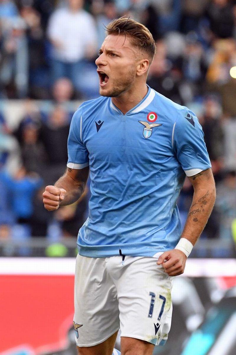 サッカーの歴史上「最高の遅咲きアタッカー」10名｜写真9