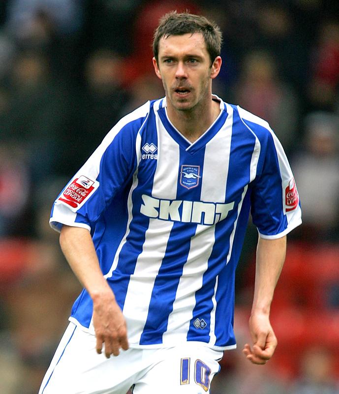 隠れ名作も！三笘所属ブライトン、「歴代最高のユニフォーム」9選｜写真5