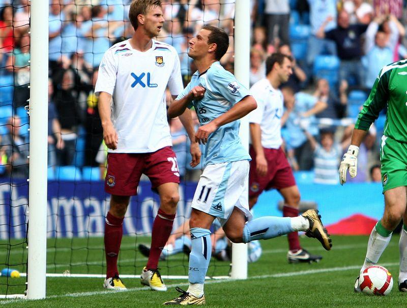 コンパニがシティにデビューした試合「伝説の始まりのスタメン」11名のいま｜写真9