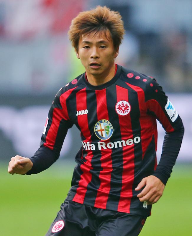 現役Jリーガーも多数！「10年前のブンデスリーガ」順位とユニはこうだった｜写真6