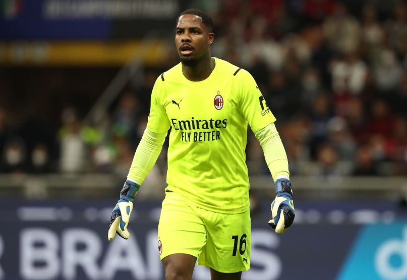 世界的GKなのに「背番号1」じゃない守護神8人｜写真5