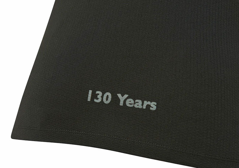 ニューカッスル、優雅なデザインの「130周年記念」限定ユニフォームを発表！｜写真4