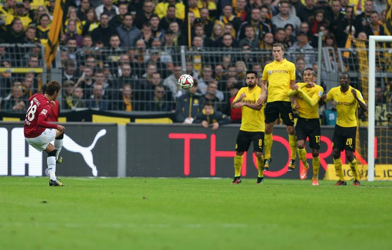 酒井と清武「日本代表コンビ」実現！ハノーファー、2014-15ユニフォーム｜写真4