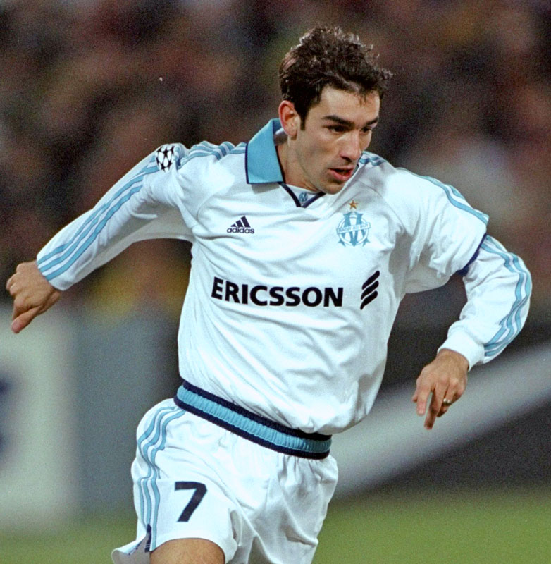 ユニフォームと胸スポンサー「伝説の黄金コンビ」10選｜写真3