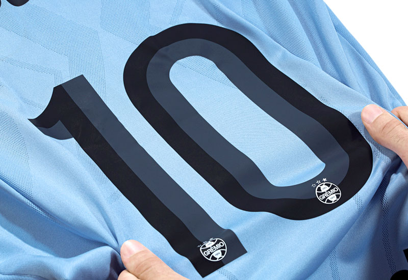 ついに決勝戦！コパ・リベルタドーレス優勝を狙うグレミオの2017ユニフォーム｜写真7