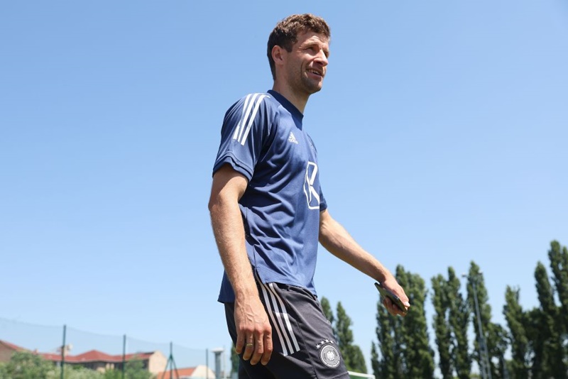 細身の体でバリバリ活躍する5名｜写真3