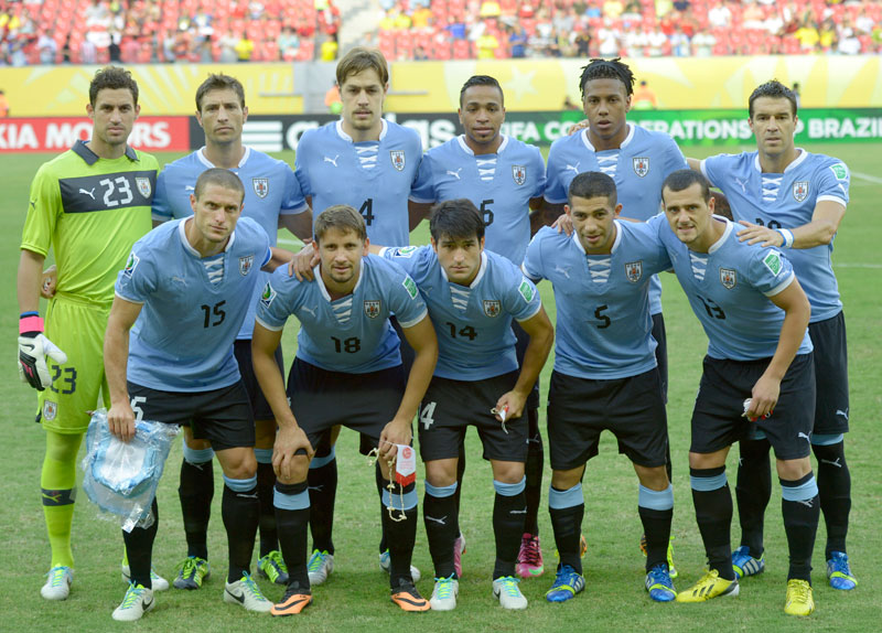 ウルグアイ代表、歴代「クールな7つのユニフォーム」はこれ！｜写真22