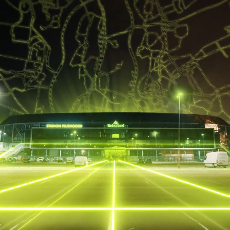 上田綺世はいつ着る？！フェイエノールト、最新ユニは「ロッテルダムの地図」をエレクトリカルに表現｜写真6