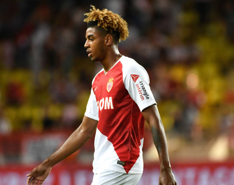 モナコ、2018-19新ユニフォームが登場！公妃デザインの「斜め2分割」を継承｜写真10