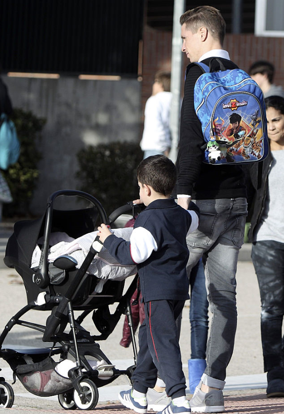 J降臨のイケメン！フェルナンド・トーレスの「歴代私服ファッション」を見る｜写真7