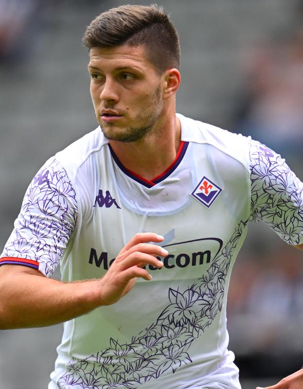 エンブレムの新デザインが「かなり嫌われた」8つのチーム｜写真20