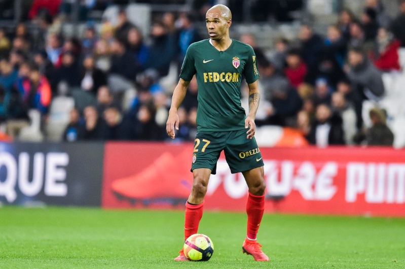 ロナウドだけ桁違い！サッカー史上最も高額な「36歳以上選手」｜写真4