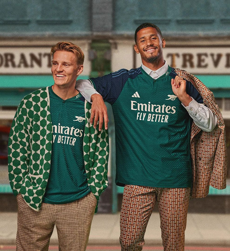 この秋「街着にしてみたい」おしゃれサッカーユニフォーム5選｜写真8