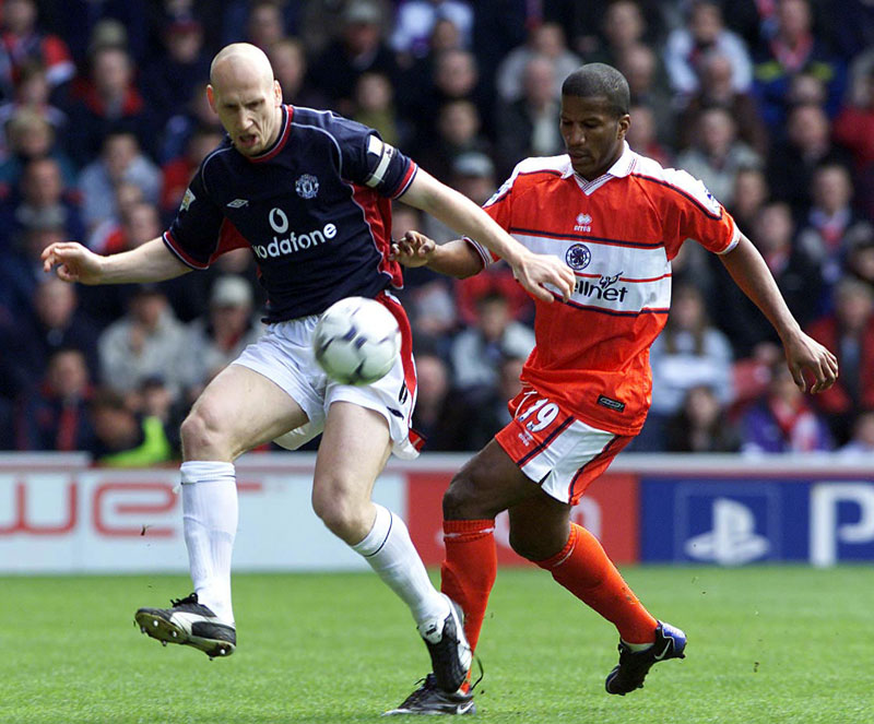 胸ロゴも懐かしい！マンチェスター・ユナイテッド「2000-01サード」ユニフォーム｜写真4