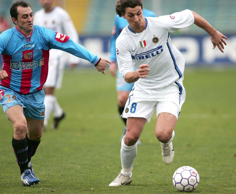 インテル、リーグ連覇を達成したNIKE「2006-07アウェイ」ユニフォーム｜写真3