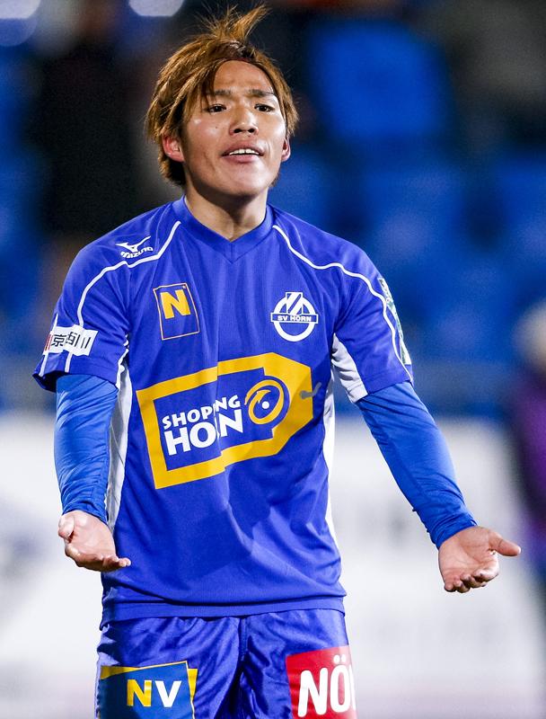 近年「MIZUNOのユニフォーム」を着た欧州の6チーム｜写真2