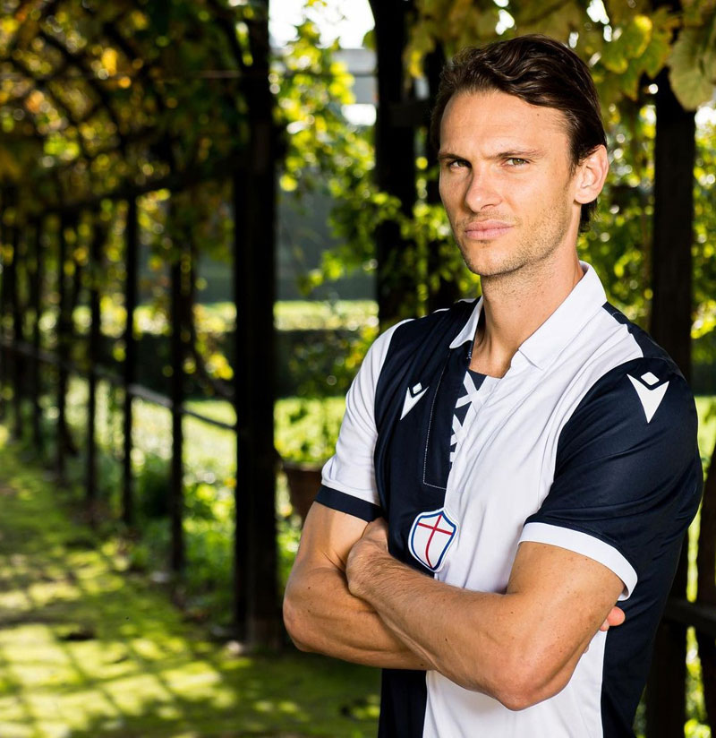 吉田のサンプドリア、なんと「2年連続で120周年記念ユニフォームを発表」｜写真6