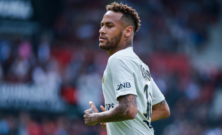 サッカーファンの好き嫌いが最も分かれる！？「8人の愛憎選手」｜写真6