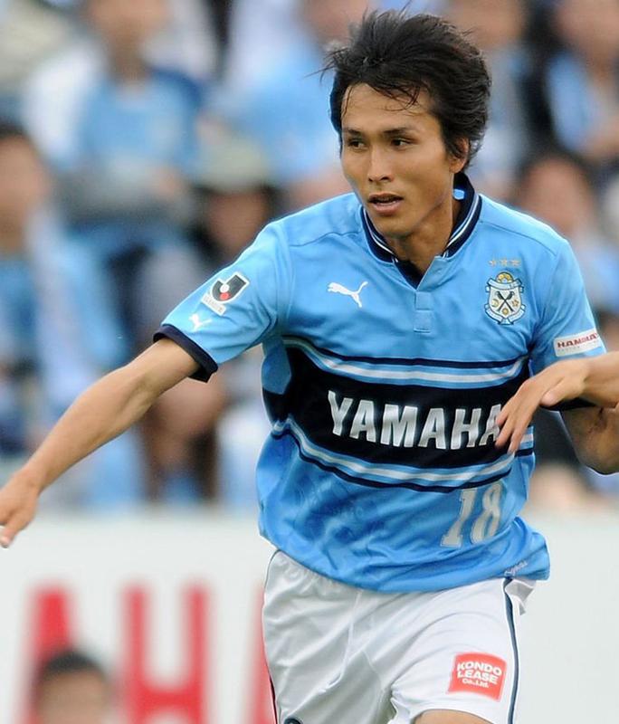 ジュビロ磐田「歴代最高のユニフォーム」8選！リーグ屈指の美しきサックスブルー｜写真5