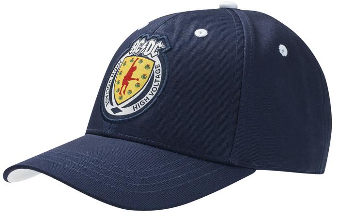 UMBROがロックバンド“AC/DC”とコラボ！「78スコットランド」ウェアが登場｜写真10