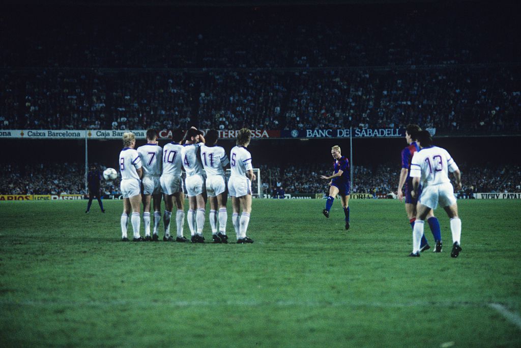 ヴィルツも敵わない？「サッカーの歴史上最高のフリーキッカー」TOP5｜写真4