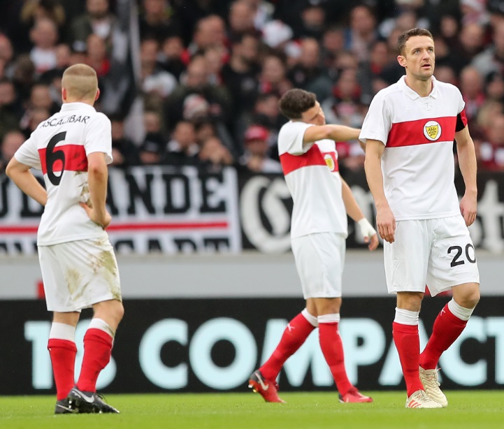 日本代表も！サッカー史上最高の「超シンプルデザインユニフォーム」TOP11｜写真19