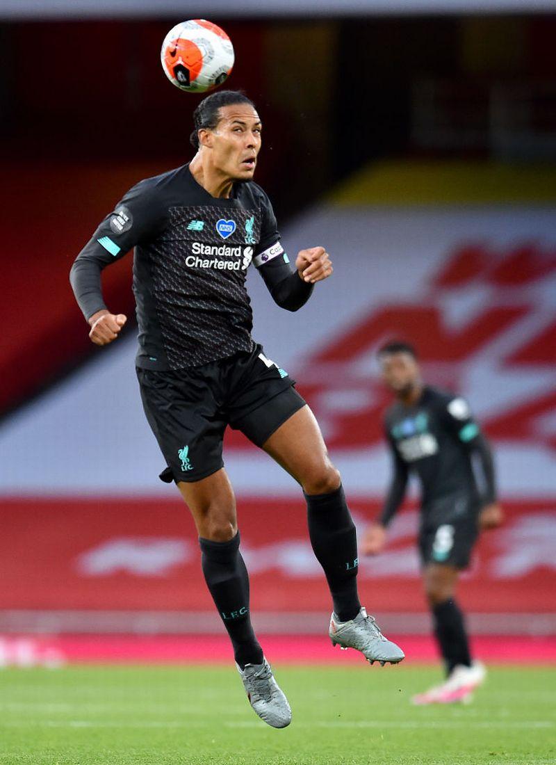 あのDFも！プレミアで「最高のヘディングゴーラー」ランキング｜写真6