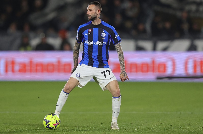 いま地球上で最強の守備的MF10人｜写真4