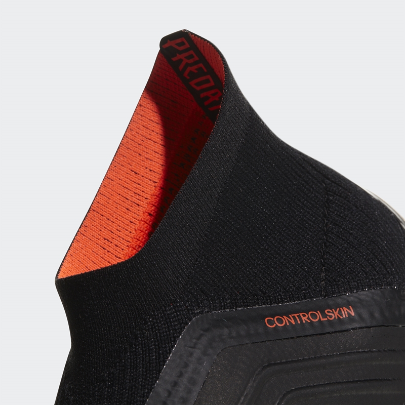 「プレデター」復活！adidasから新スパイク『プレデター 18』が登場｜写真7