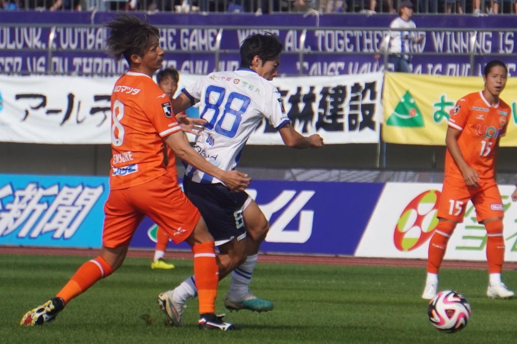 【インタビュー】鹿島でキャリアを終える選択も、故郷帰還を決断。モンテディオ山形MF土居聖真が決断した移籍の経緯と新たな挑戦｜写真9