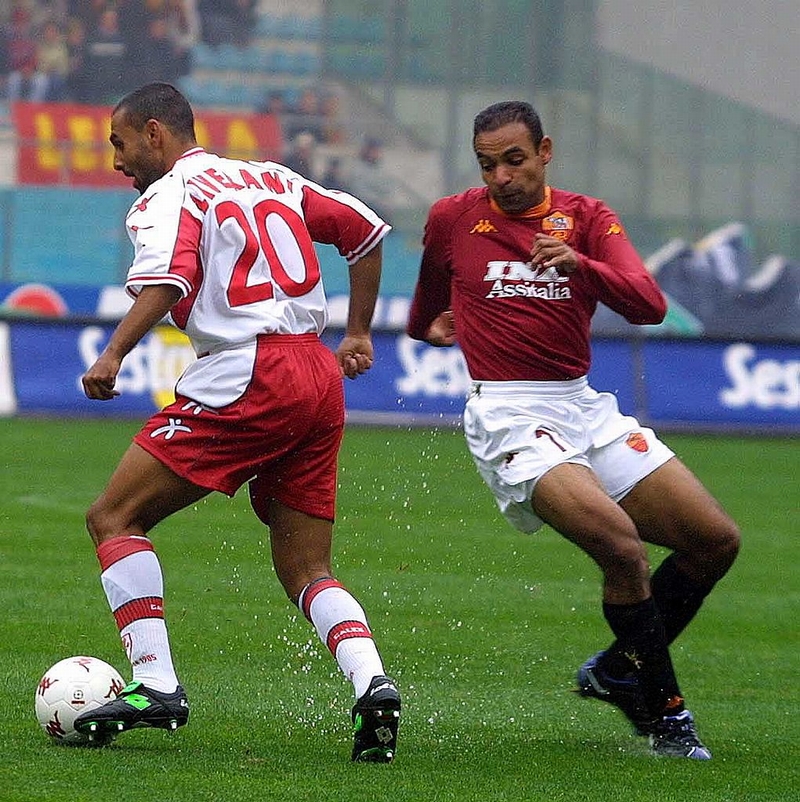 世界的スターばかり！「中田英寿の最強チームメイト」ベスト11｜写真7