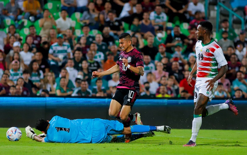  2022年W杯出場の全32代表チーム、いまの「背番号10」選手まとめ｜写真10