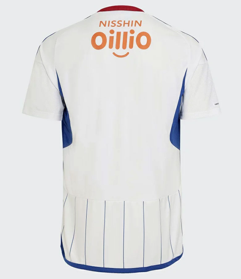 横浜F・マリノスが2024新ユニフォームを発表！胸の『NISSAN』は90周年記念ロゴ入りに｜写真5