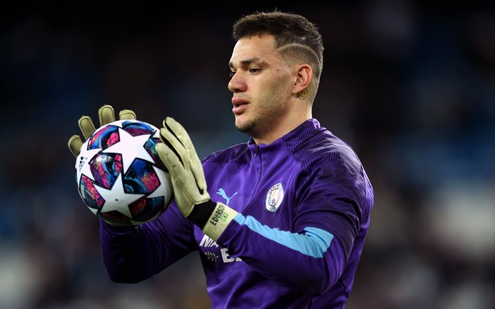 最強ファンダイクが選ぶ！「チームメイト以外の最強5人衆」がこれだ｜写真1