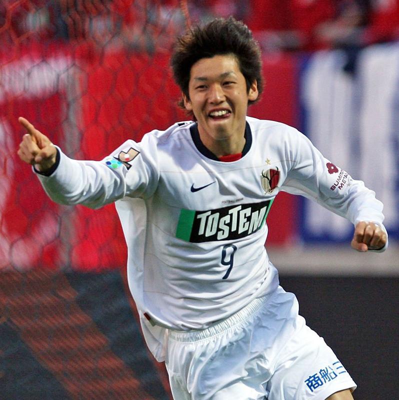 常勝軍団！鹿島アントラーズの「歴代最強ユニフォーム」10着はこれだ｜写真4