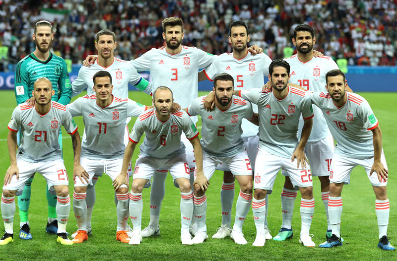 24チームがシャツを変更！Ｗ杯全チーム「集合写真まとめ」GS第2節｜写真8