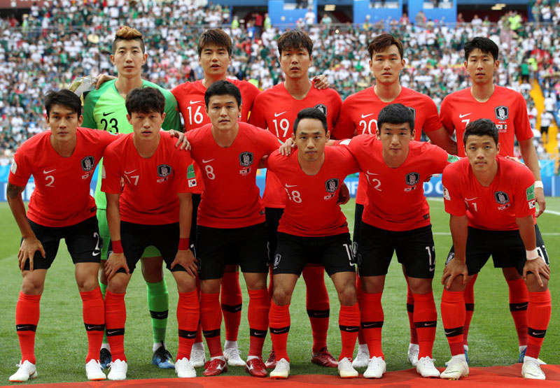 24チームがシャツを変更！Ｗ杯全チーム「集合写真まとめ」GS第2節｜写真21