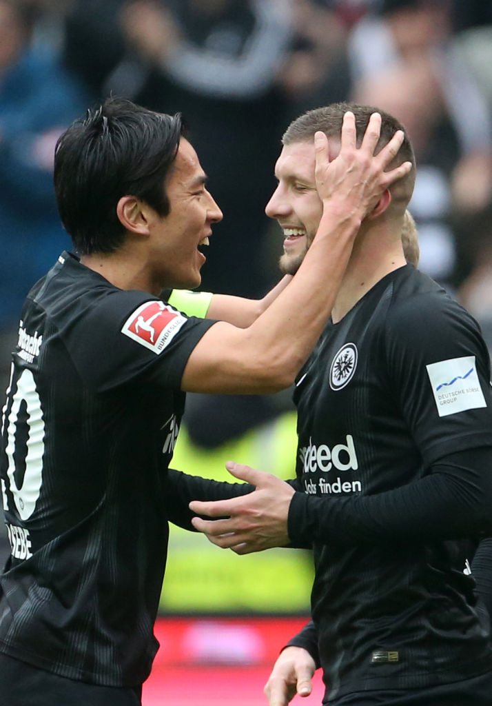 スゴいメンバーだ…長谷部誠がプレーした「最強のチームメイト」ベストイレブン｜写真8