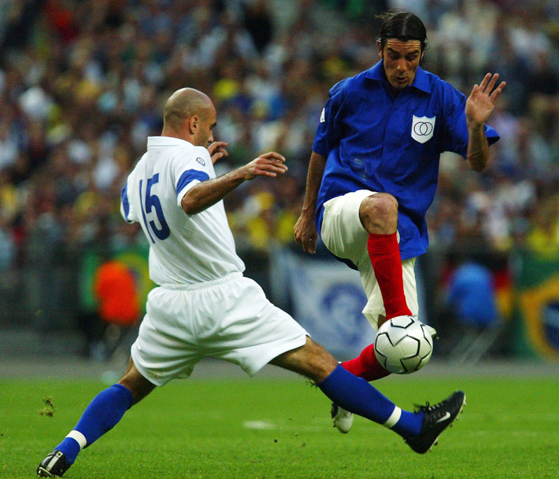 ブラジル代表、45分間だけ着用した「FIFA100周年」特別ユニフォーム｜写真4