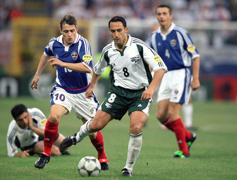 EURO伝説ユニ！2000年ユーゴスラビア代表、「最後のユーロ」ユニフォーム｜写真5