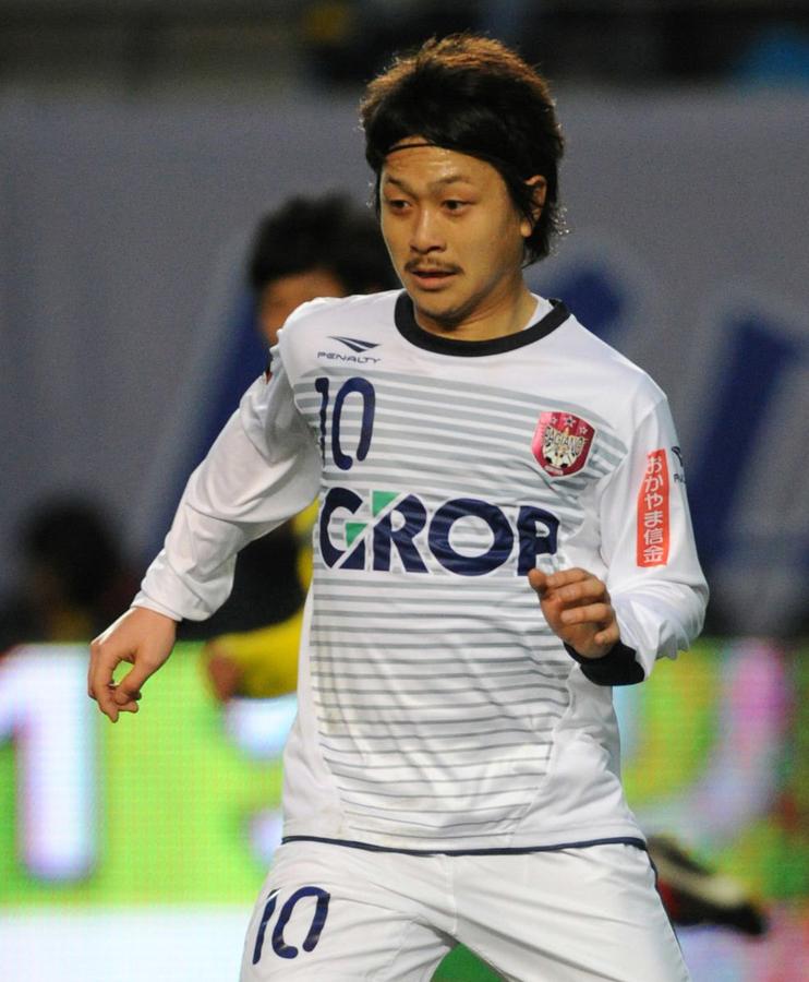 昇格チーム、覚えてる？10年前の「2014年 J2リーグ」TOP10の順位とユニはこうだった｜写真3