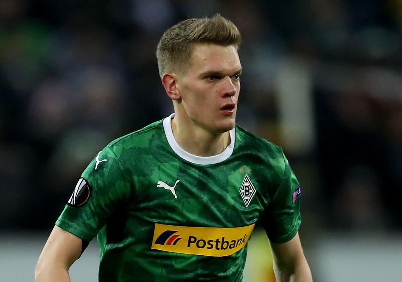 ウイイレ2020「ボールコントロール最強のCB」TOP10｜写真17