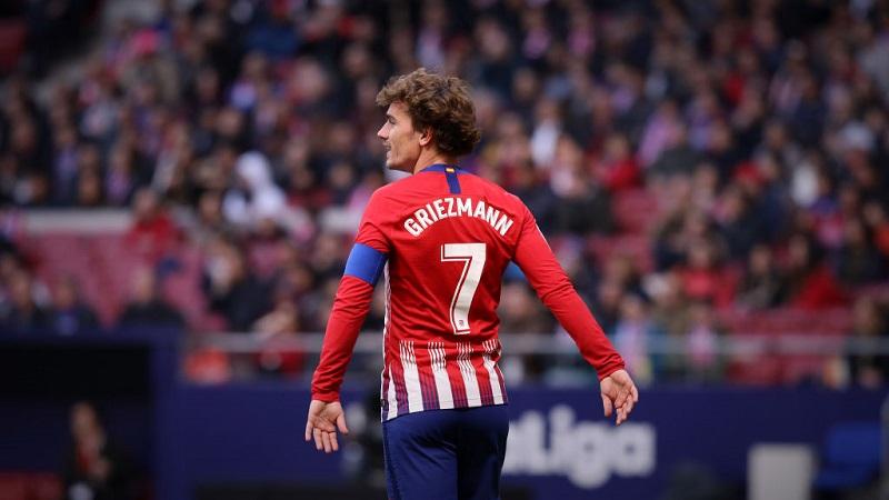 「サッカーユニフォームの聖地」で2018年最も売れたユニフォームBEST5｜写真7