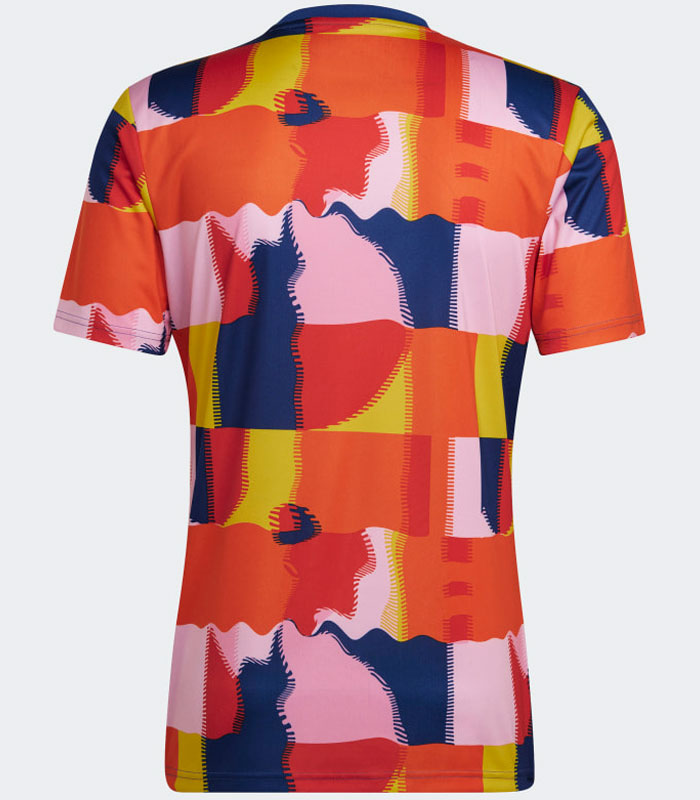 カタールW杯を彩るウェア！出場各国のadidas新作「プレマッチ・ジャージ」7選｜写真10