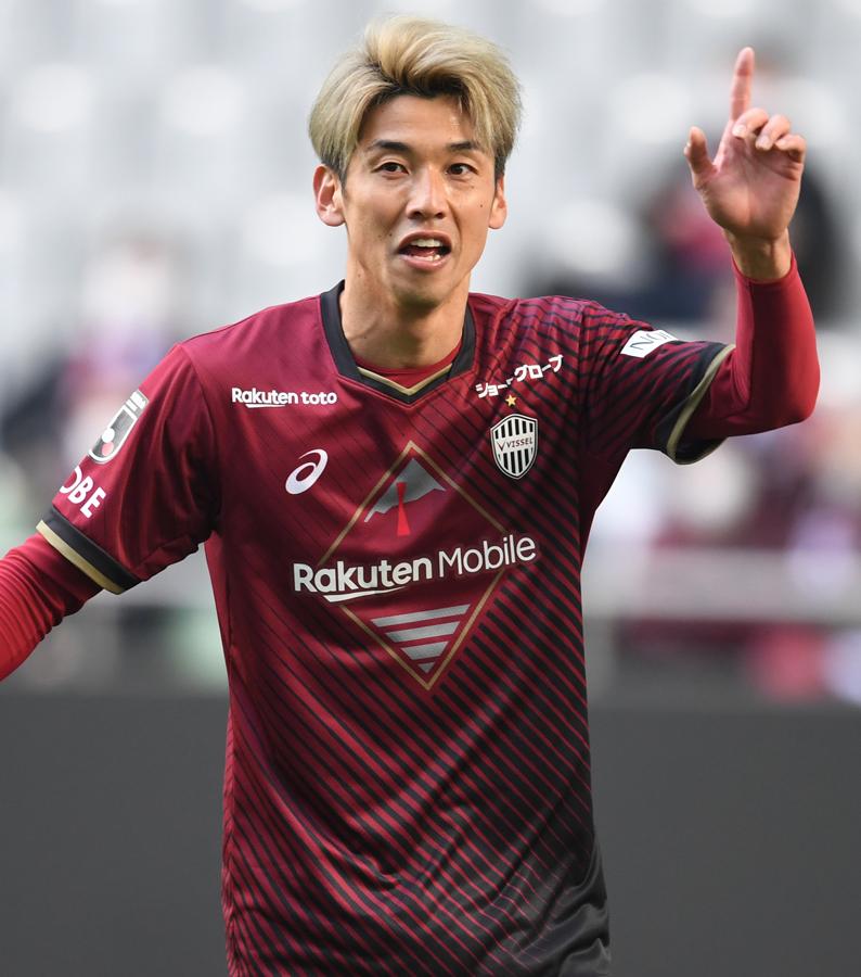 日本と欧州！胸ロゴに「モバイル」を付けた8つのチーム｜写真13